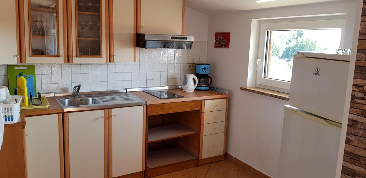 Apartments Lori Пореч Екстериор снимка