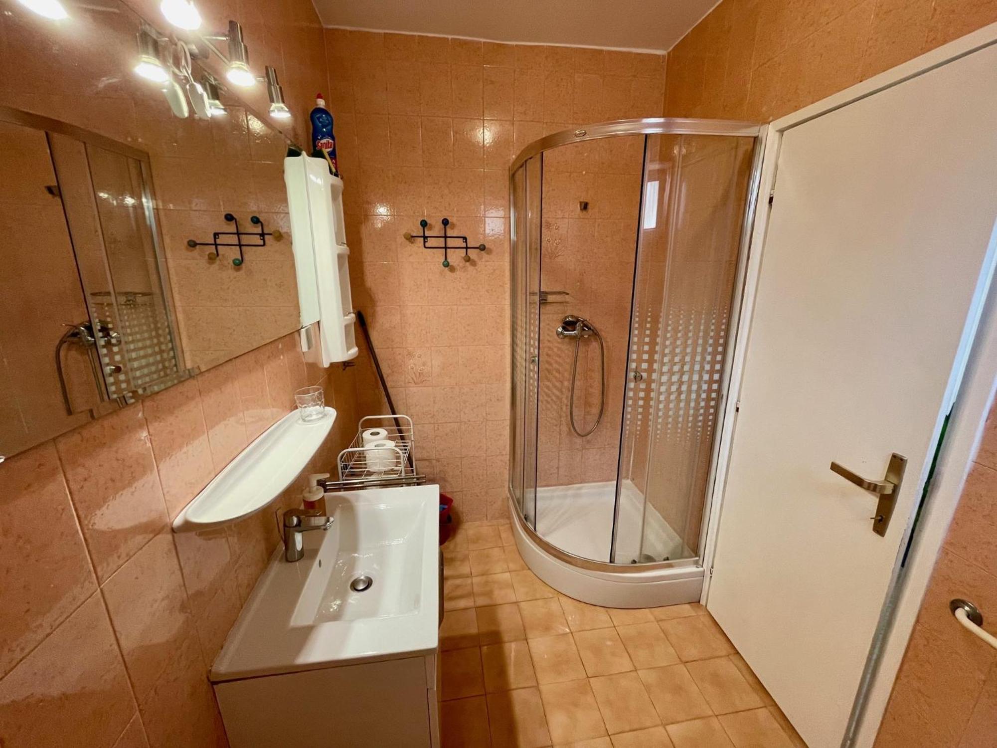Apartments Lori Пореч Екстериор снимка